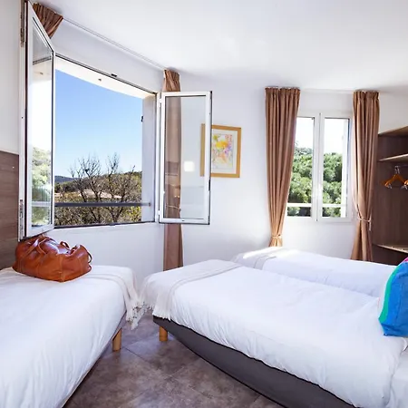 Hotel La Rotonde 2*