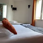 Hotel La Rotonde 2*